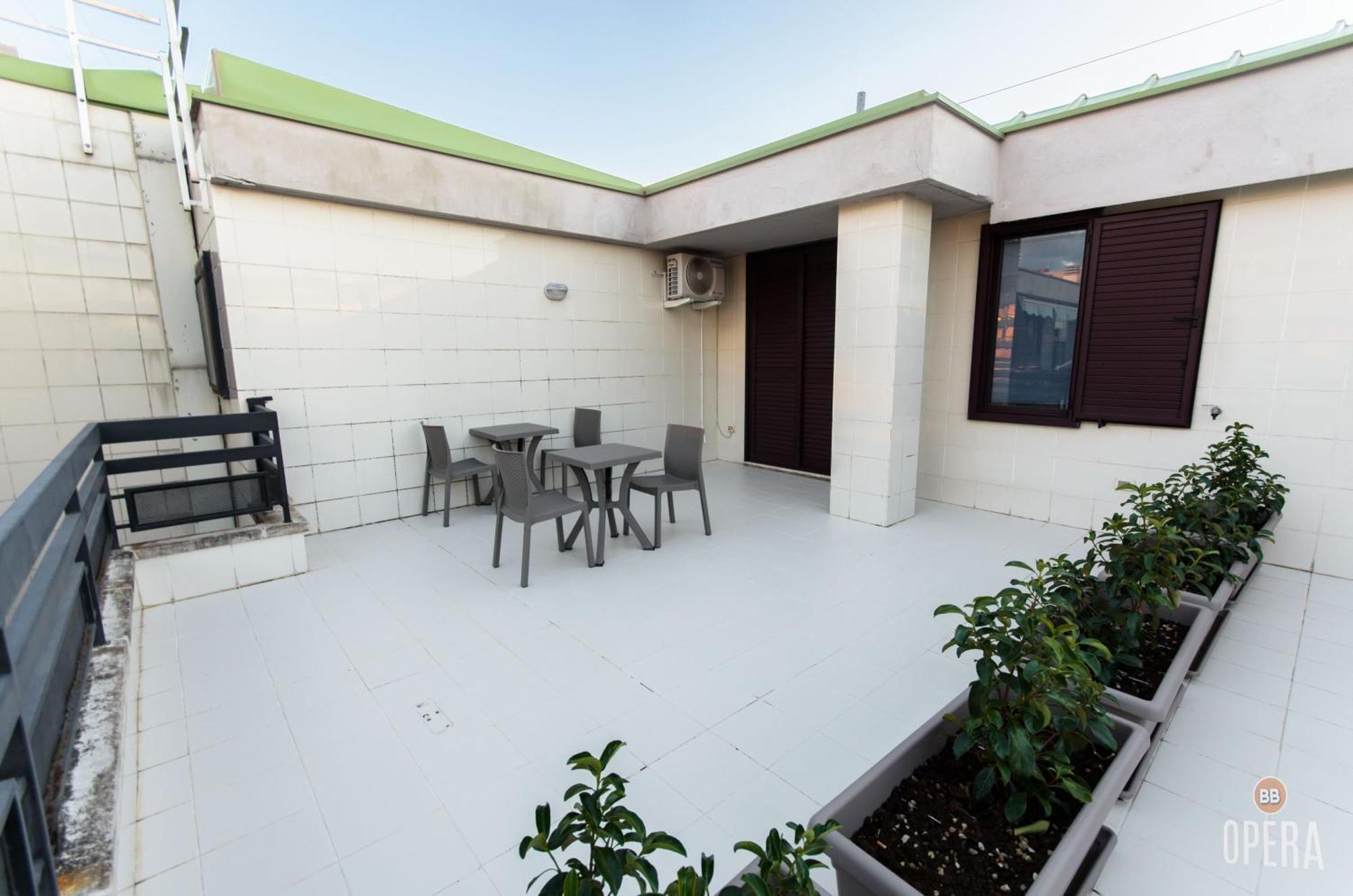 Opera B&B Foggia Exteriör bild