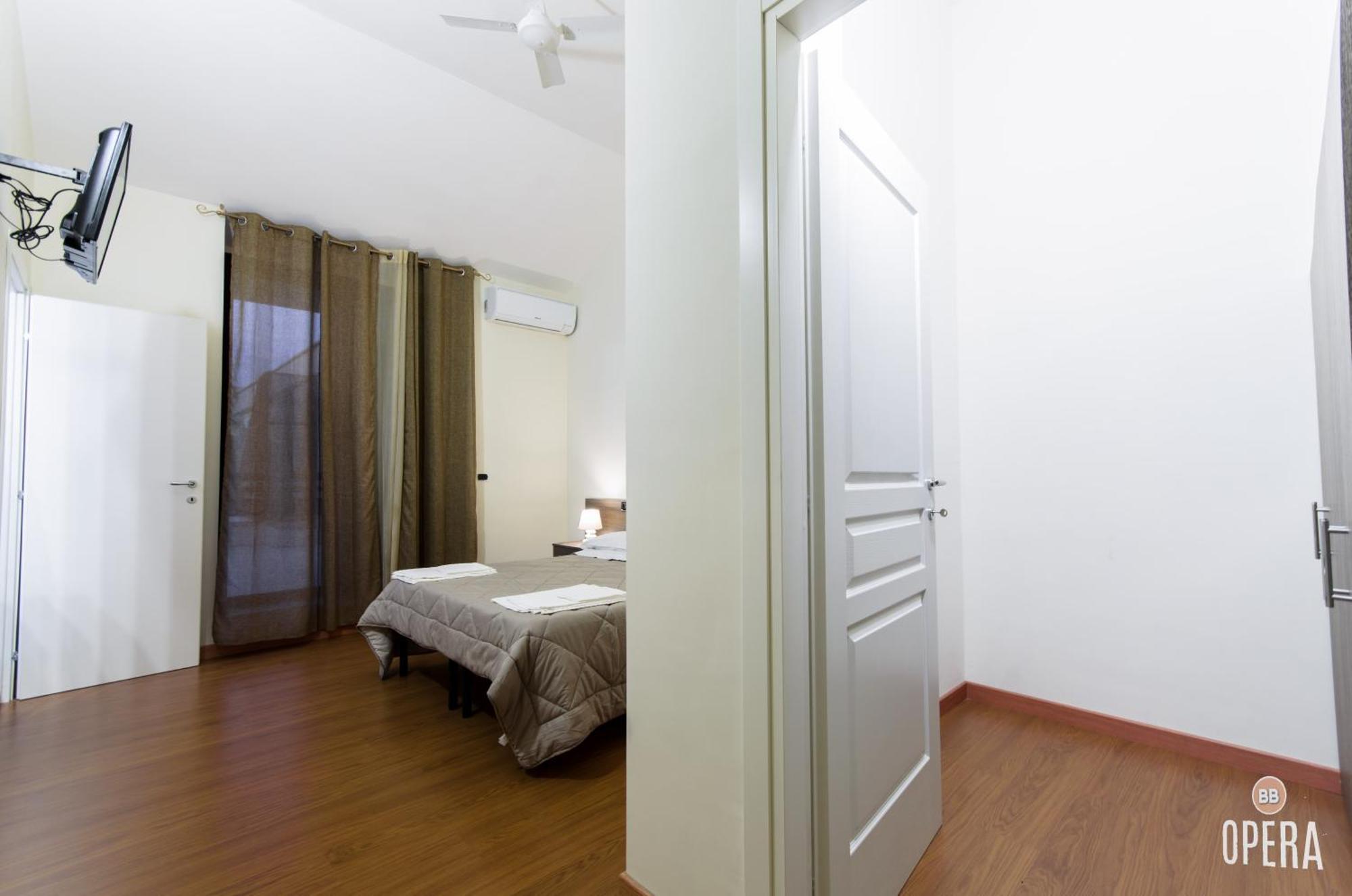 Opera B&B Foggia Exteriör bild
